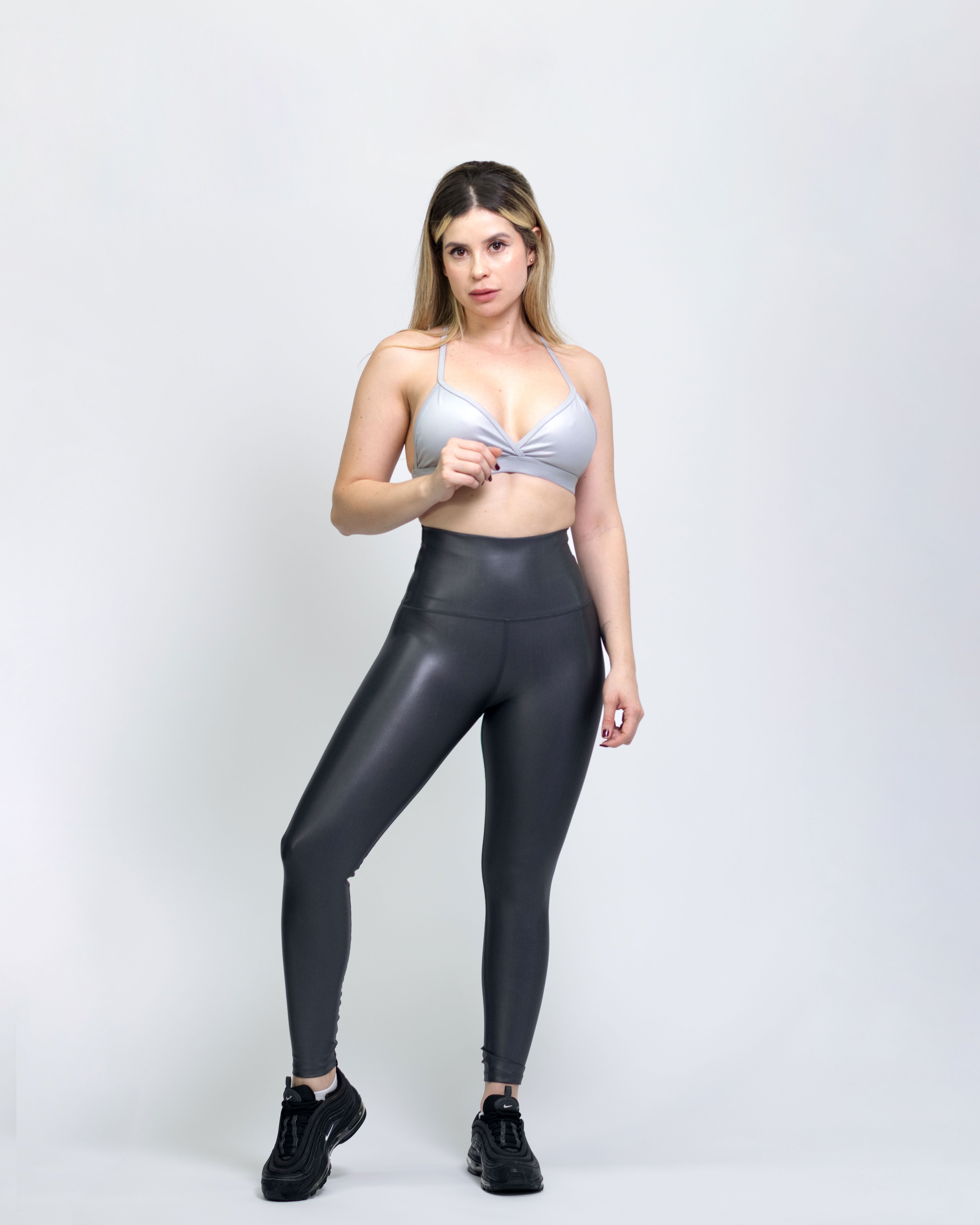 Leggings con control de abdomen y acabado efecto cuero