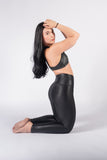 Legging brillante efecto cuero control abdomen color negro